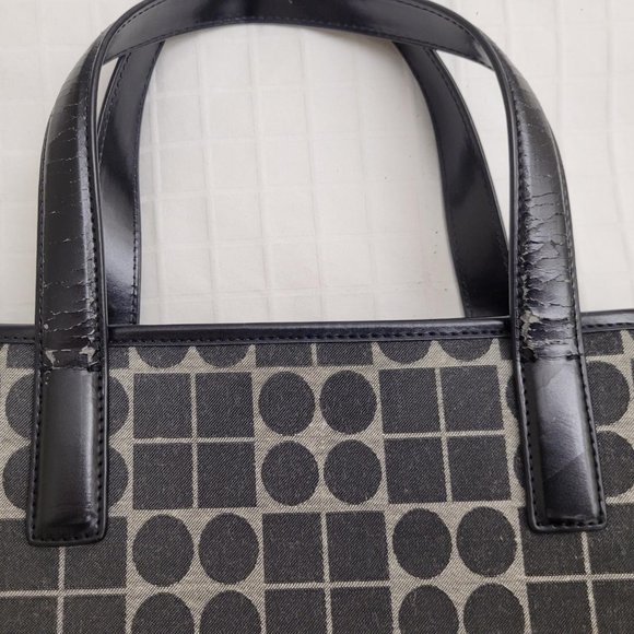 Black and grey patterned satchel. - Picture 4 of 8